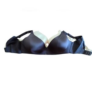 40D Set Of 2 Soma Vanishing Back Bras